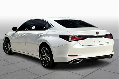 2025 Lexus ES 350 Base