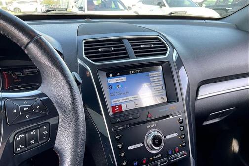2018 Ford Explorer Sport