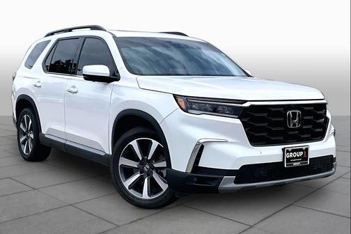 Platinum White Pearl 2023 Honda Pilot AWD Elite