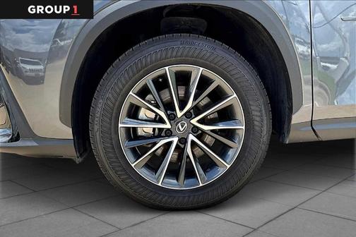 2025 Lexus NX 250 Premium