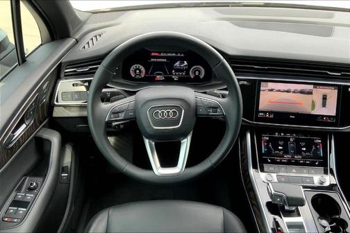 2021 Audi Q7 45 Premium Plus