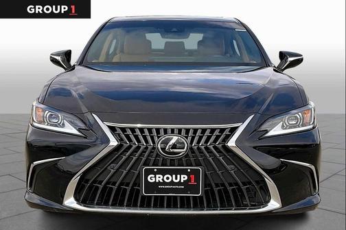 2025 Lexus ES 300h Base
