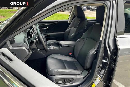 2023 Lexus ES 350 Base