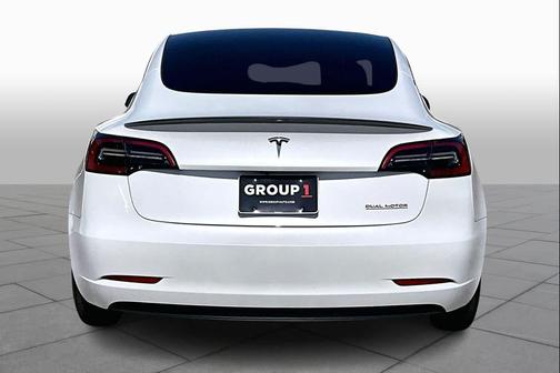 2023 Tesla Model 3 Performance