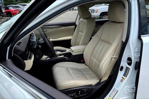 2017 Lexus ES 350 Base