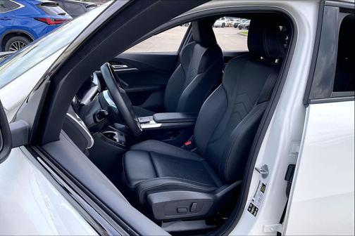 2025 BMW X2 xDrive28i