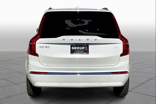 2023 Volvo XC90 Recharge Plug-In Hybrid T8 Plus 6-Seater