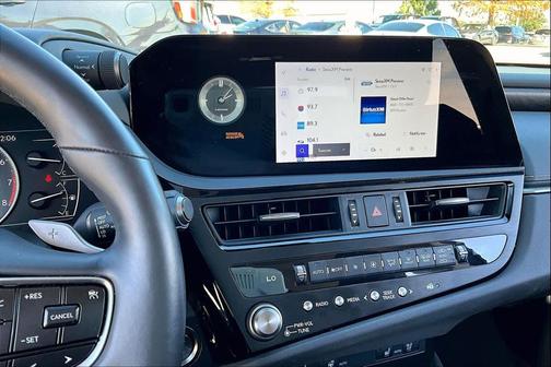 2025 Lexus ES 350 Base