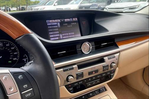 2013 Lexus ES 300h Base
