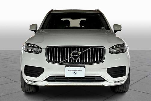 2020 Volvo XC90 T5 Momentum 7 Passenger