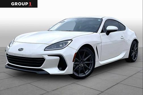 Crystal White Pearl 2023 Subaru BRZ Limited