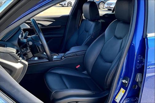 2023 Cadillac CT4 Luxury