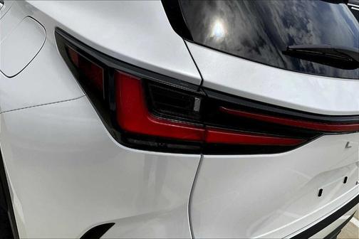 2025 Lexus NX 350h Premium