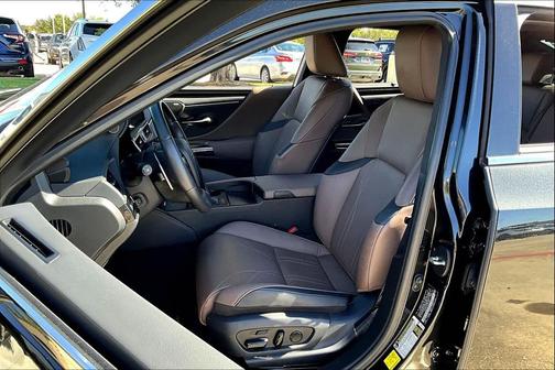 2023 Lexus ES 350 Ultra Luxury