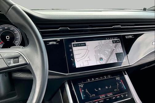Orca Black Metallic 2021 Audi Q8 55 Prestige