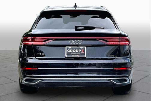 Orca Black Metallic 2021 Audi Q8 55 Prestige