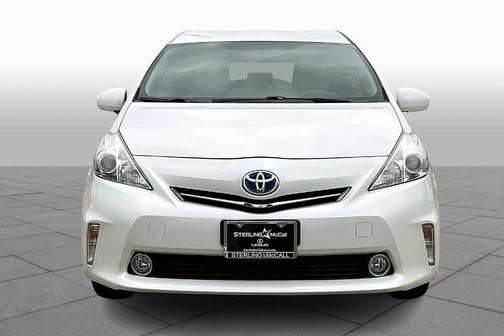 2014 Toyota Prius v Five