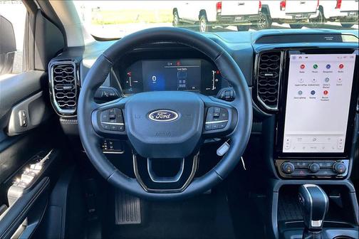 Oxford White 2024 Ford Ranger XLT