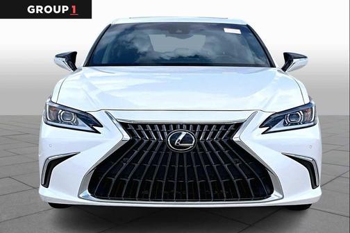 Eminent White Pearl 2024 Lexus ES 350 Base
