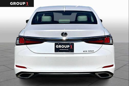 2025 Lexus ES 350 Base