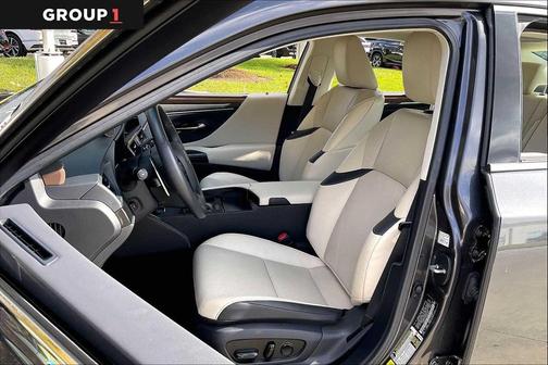 2025 Lexus ES 350 Base