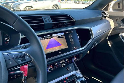 2025 Audi Q3 Premium 45 TFSI S line quattro Tiptronic