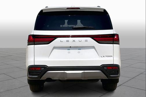 2026 Lexus LX 700h Luxury