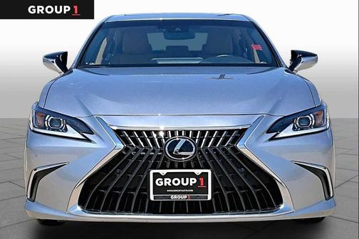 Iridium 2025 Lexus ES 300h Base