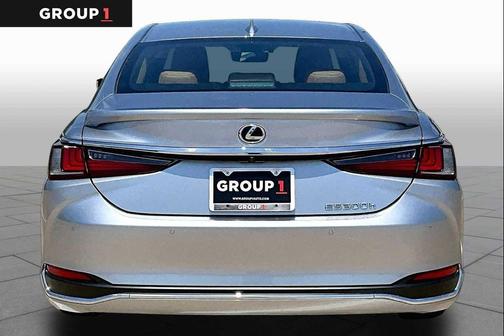 Iridium 2025 Lexus ES 300h Base