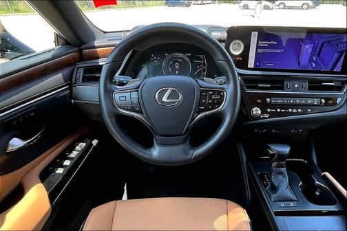 Iridium 2025 Lexus ES 300h Base