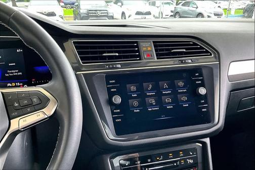 Pyrite Silver Metallic 2022 Volkswagen Tiguan 2.0T SE