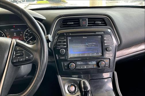 Super Black 2016 Nissan Maxima 3.5 Platinum