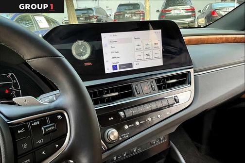 2023 Lexus ES 350 Base