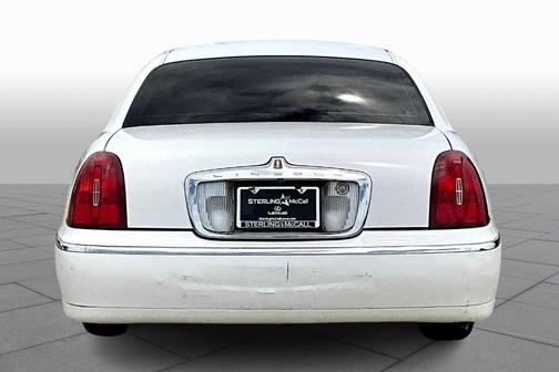 2000 Lincoln Town Car Executive