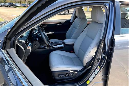 2017 Lexus ES 350 Base