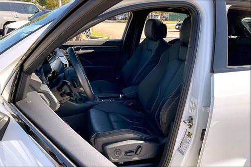 2022 Audi Q3 45 S line Premium Plus