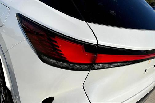 2025 Lexus RX 450h+ Luxury