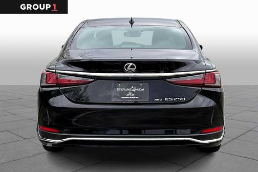 2024 Lexus ES 250 Luxury