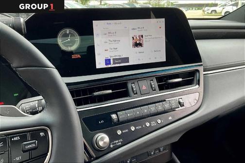 2024 Lexus ES 250 Luxury