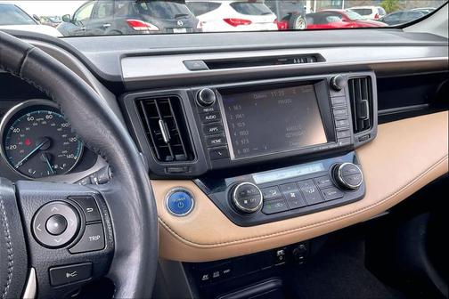 2018 Toyota RAV4 Hybrid XLE