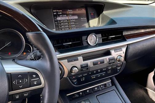 2017 Lexus ES 350 Base