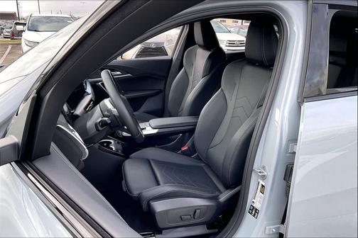 2026 BMW X2 xDrive28i