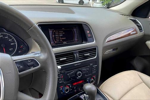 2012 Audi Q5 2.0T Premium Plus