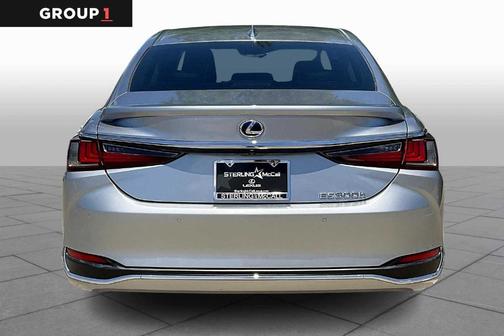 2022 Lexus ES 300h