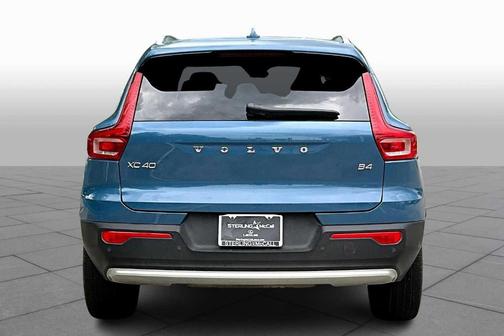 2023 Volvo XC40 B4 Plus Bright Theme
