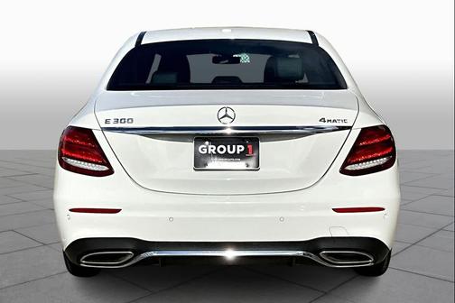 2017 Mercedes-Benz E-Class 4MATIC