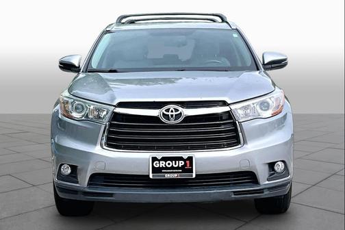 Silver Sky Metallic 2016 Toyota Highlander XLE