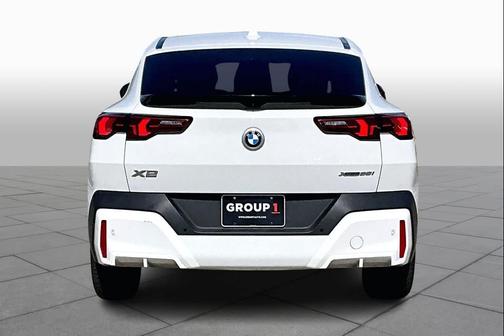 2025 BMW X2 xDrive28i