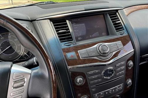 2017 INFINITI QX80 Base