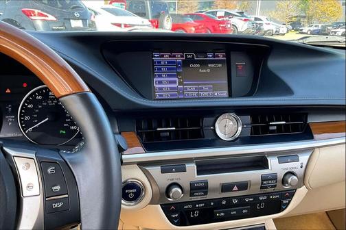 2014 Lexus ES 300h Base